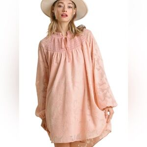 Umgee Blush Jacquard Floral Smocked Yoke Tie Neck Mini Dress size M